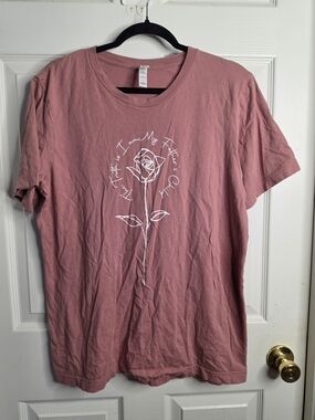 Women's Dusty Rose Graphic Tee - Floral Outline Print